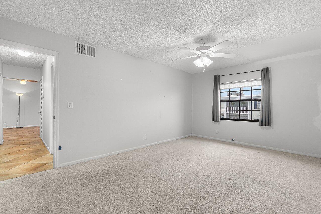 120 CYPRESS CLUB Drive 231
