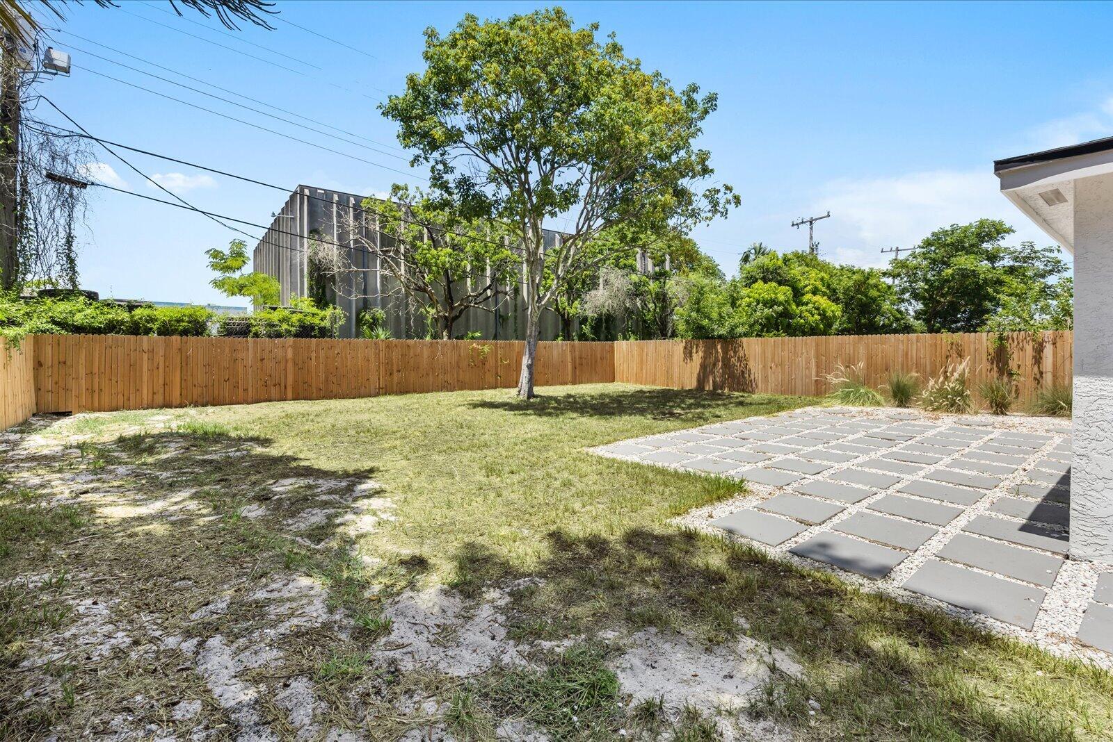 1311 AVENUE H