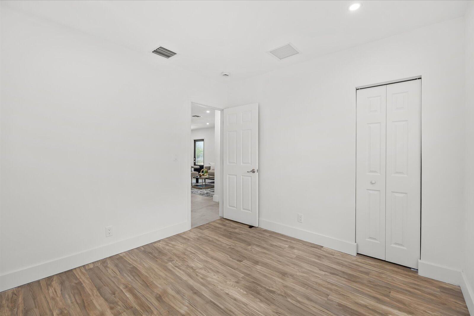 1311 AVENUE H