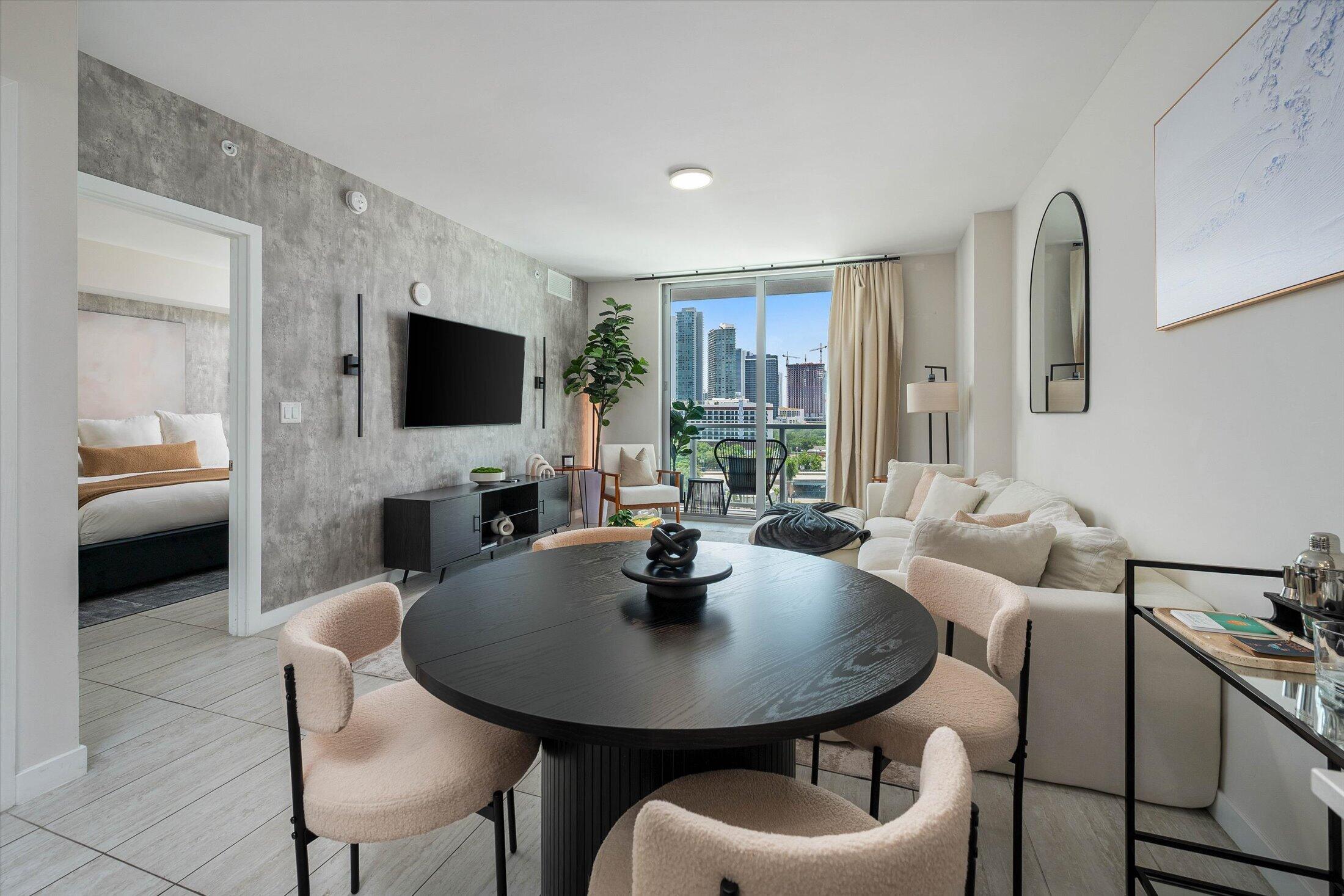 3900 Biscayne Boulevard S-910