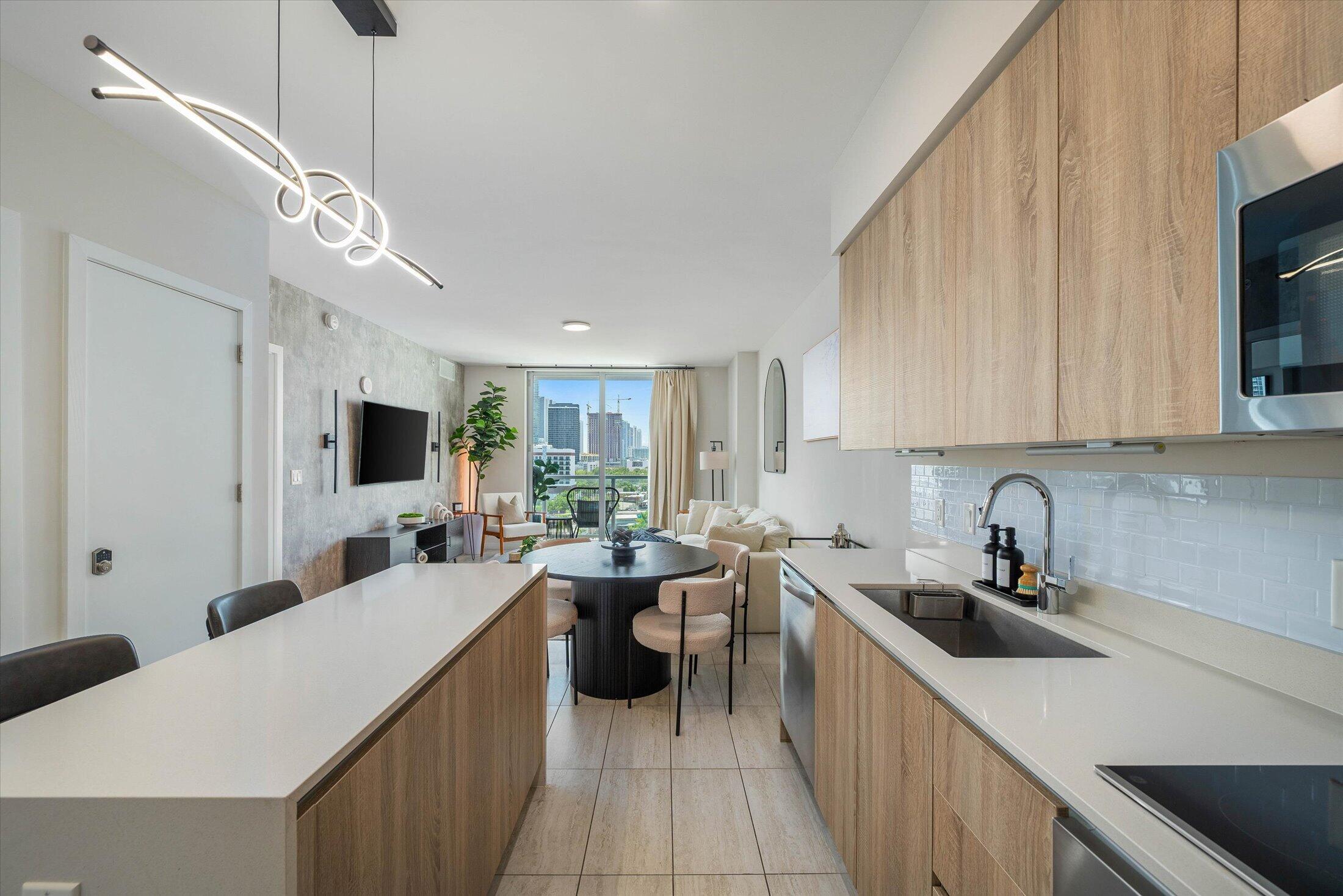 3900 Biscayne Boulevard S-910
