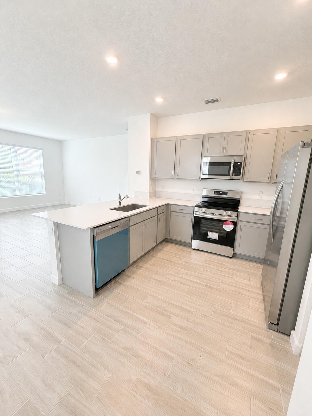 4345 POND LILY Lane