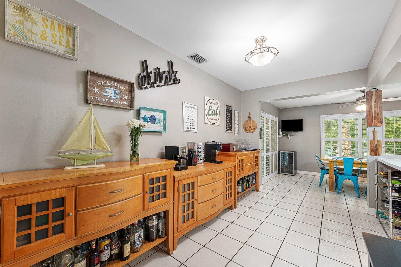 612 NW 7th Court