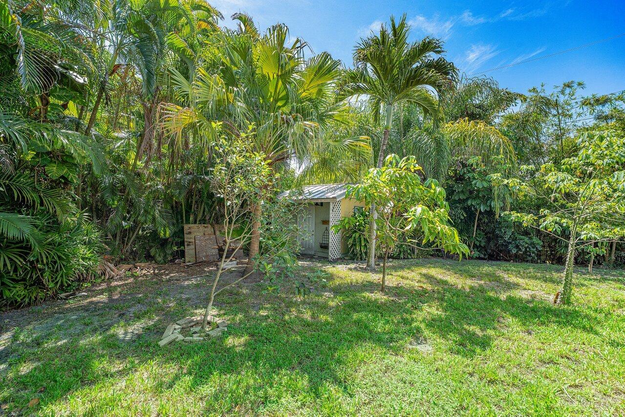 612 NW 7th Court