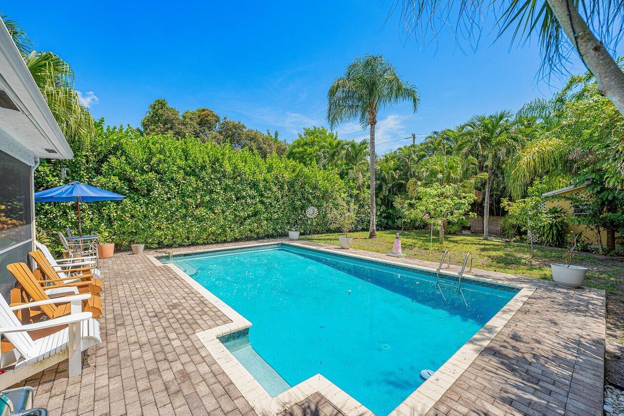 612 NW 7th Court