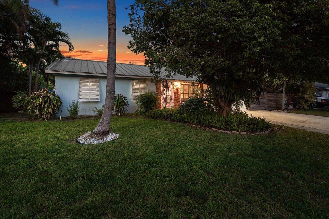 612 NW 7th Court