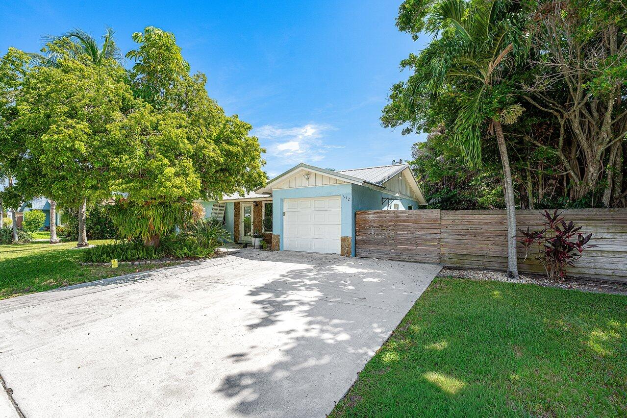 612 NW 7th Court