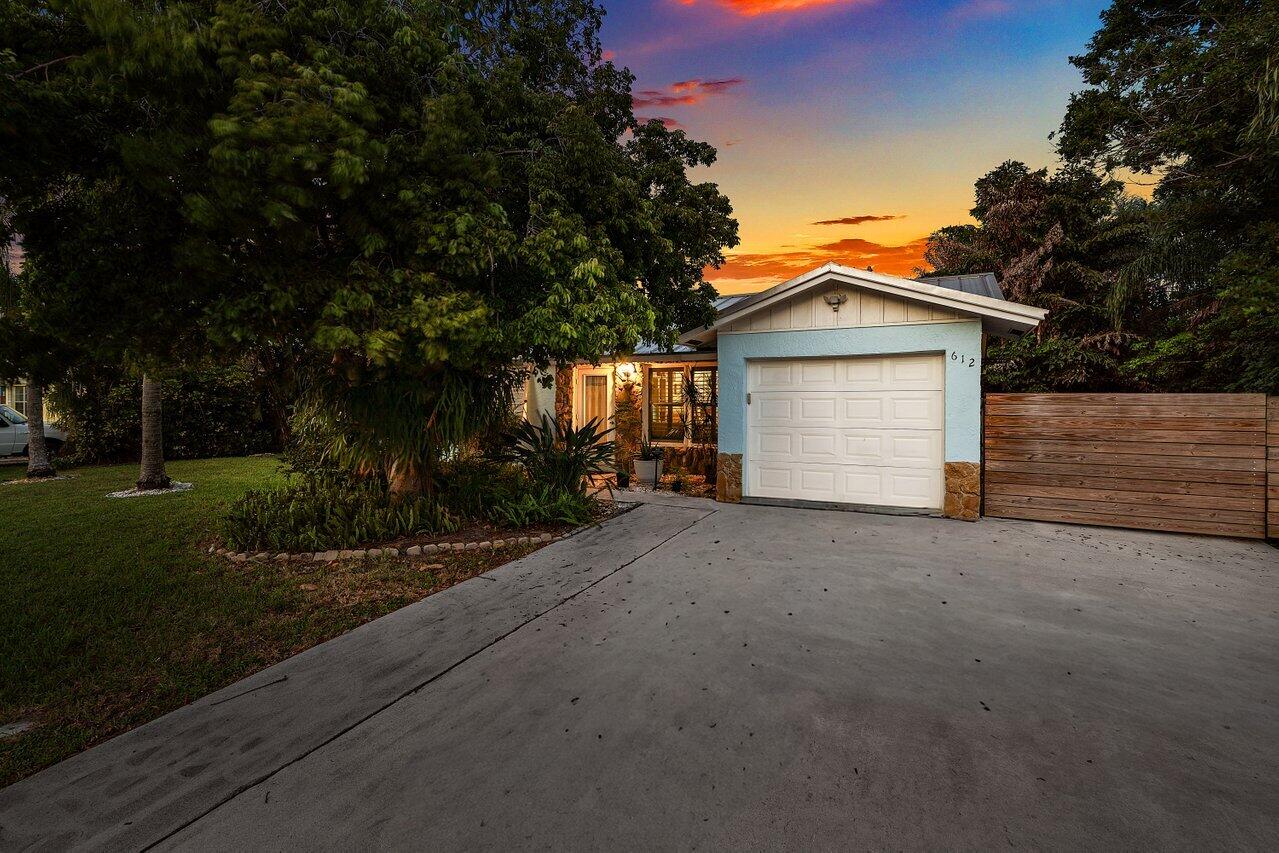 612 NW 7th Court
