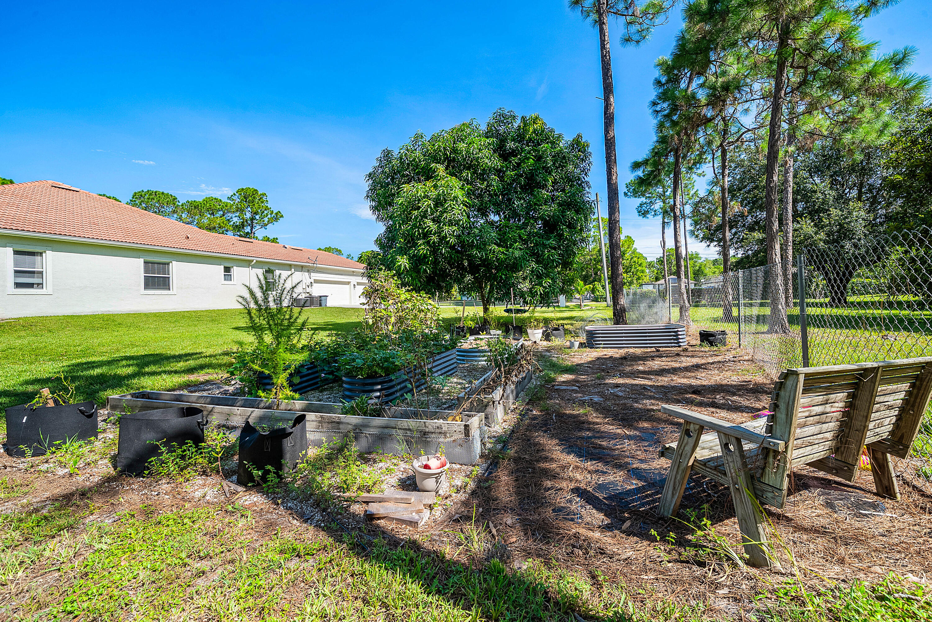 13174 82ND Lane N