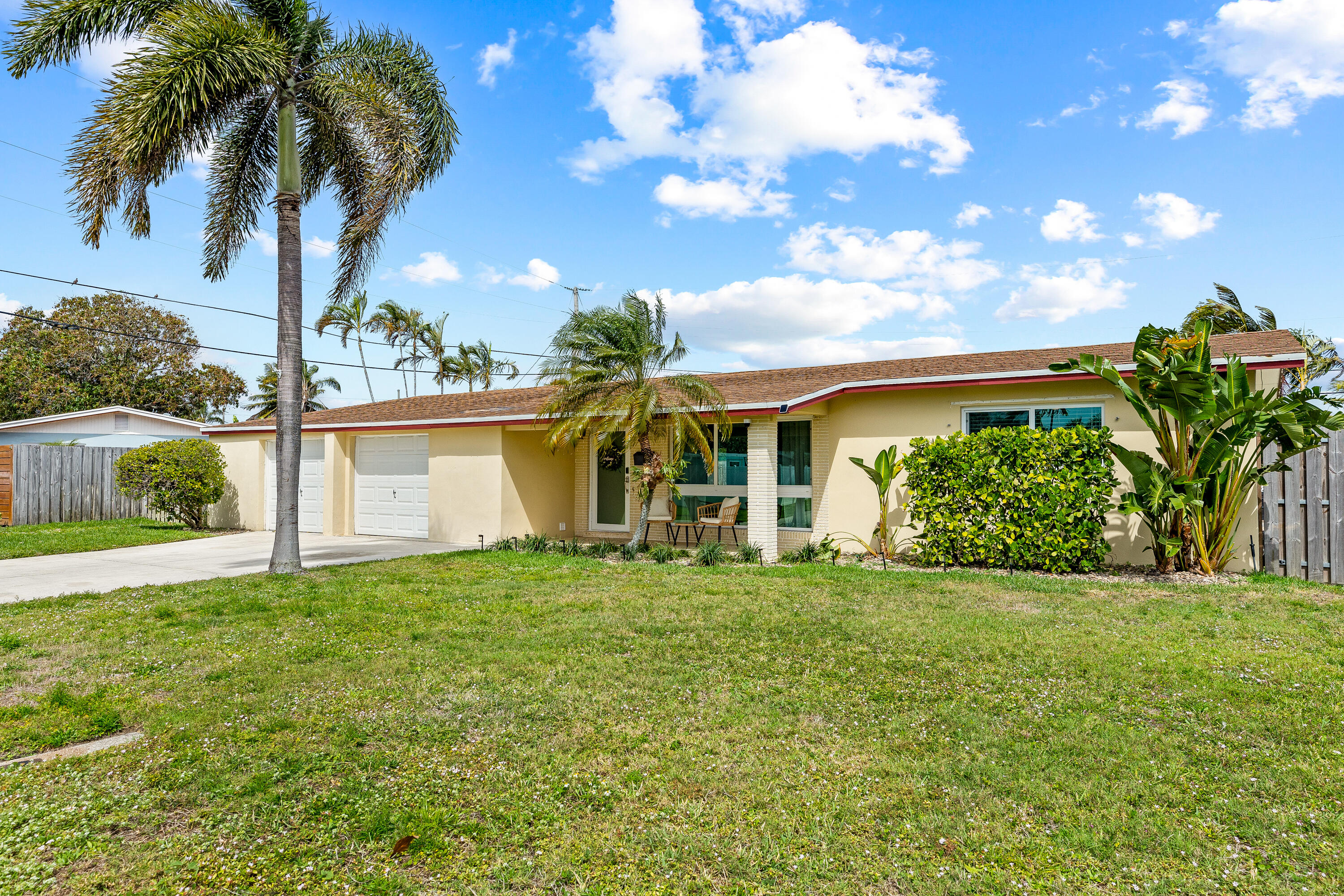 5 SE 11th Court