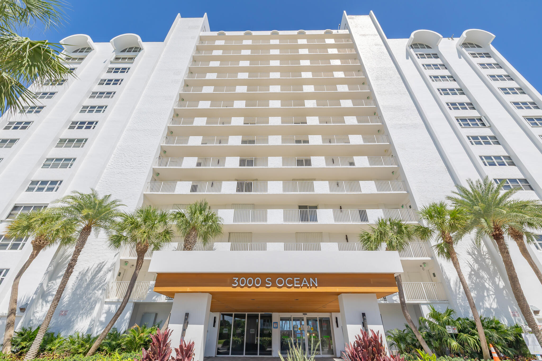 3000 S OCEAN Boulevard 1106