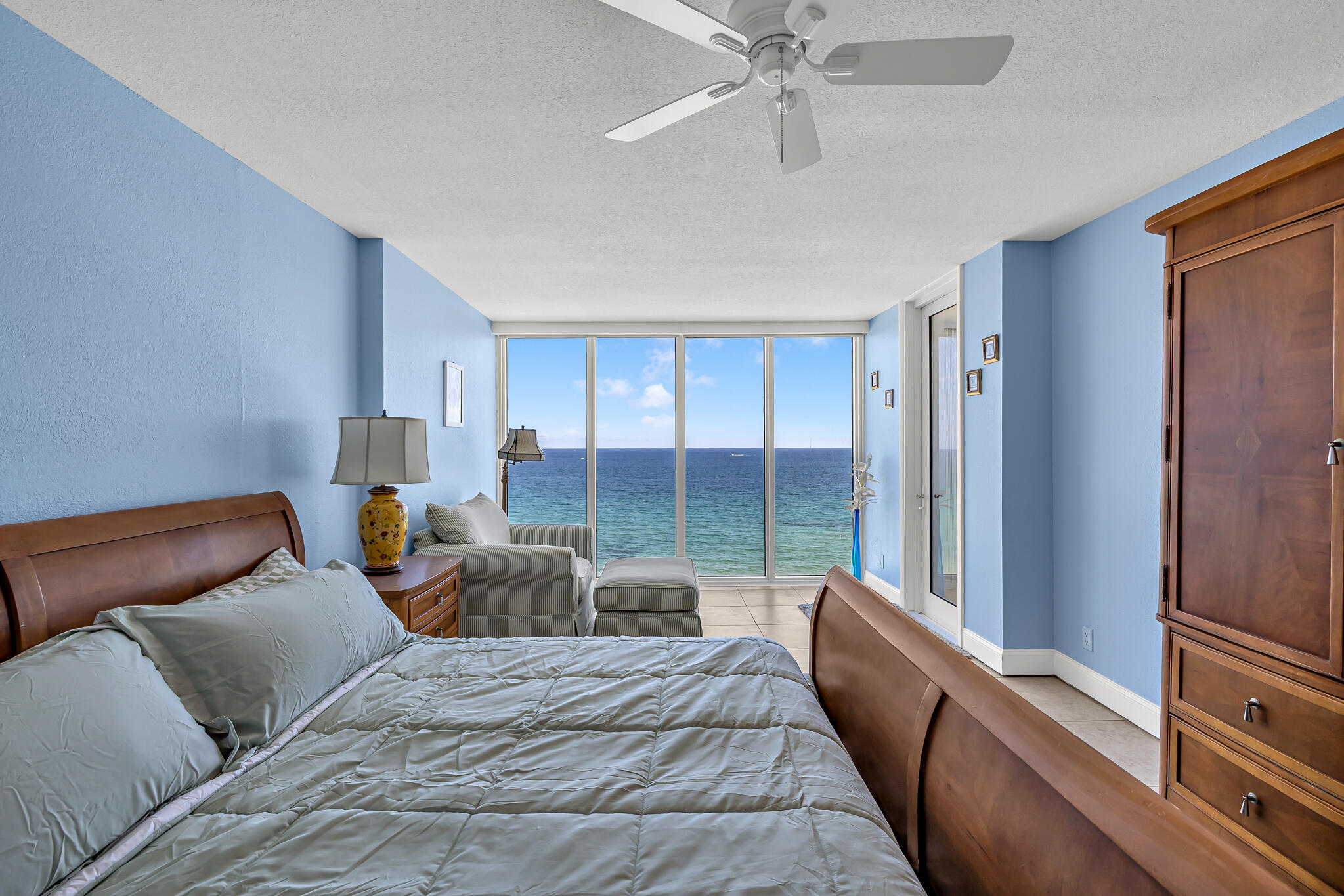3000 S OCEAN Boulevard 1106