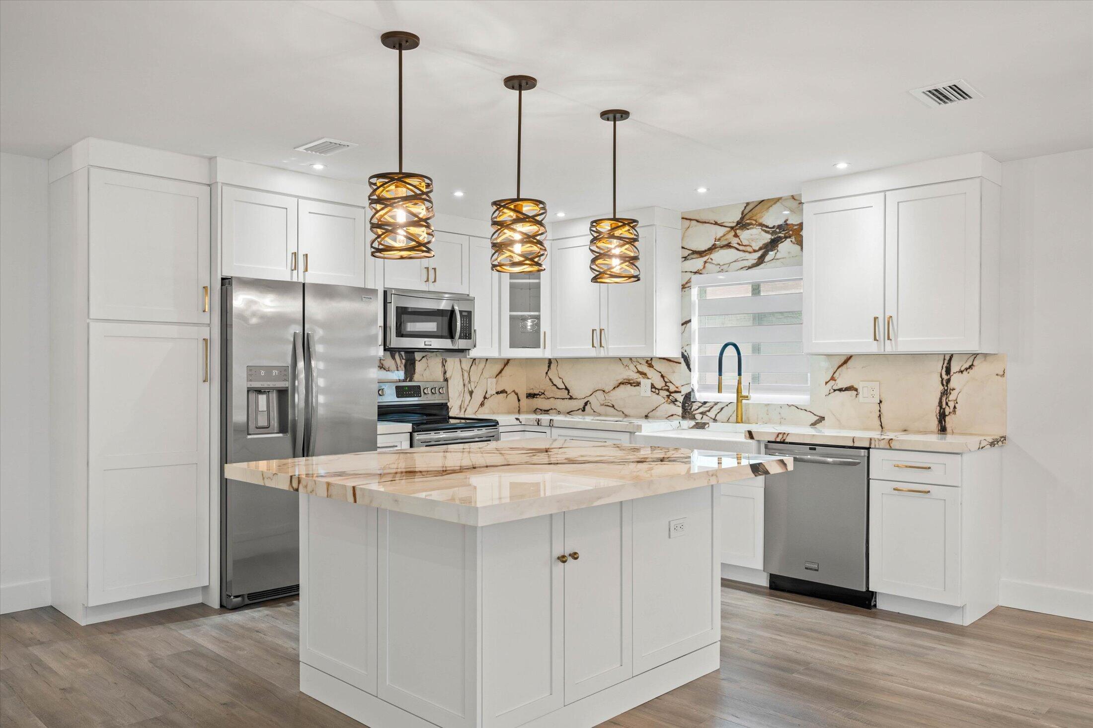 13826 Kaiser Trail
