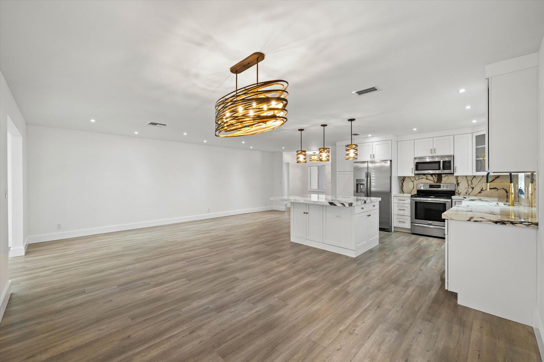 13826 Kaiser Trail