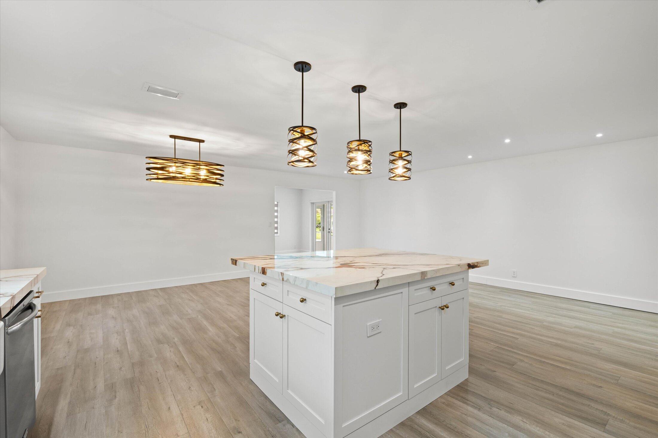 13826 Kaiser Trail