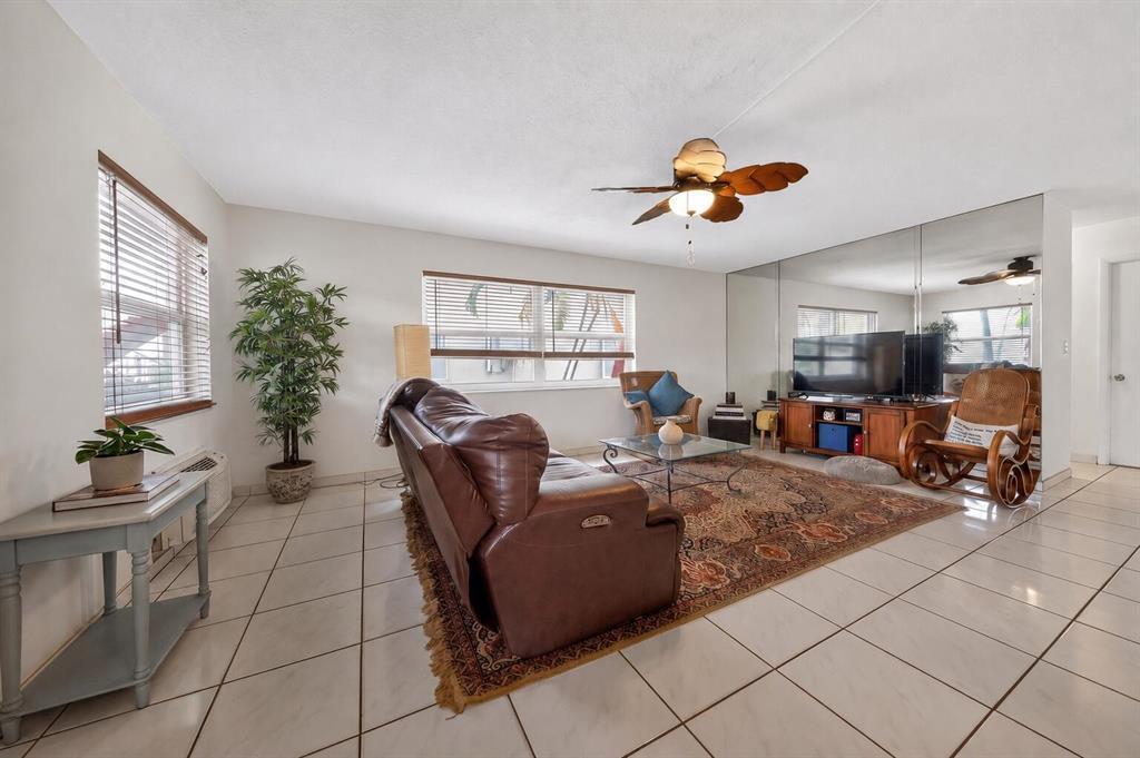 2918 FUNSTON Street 35b