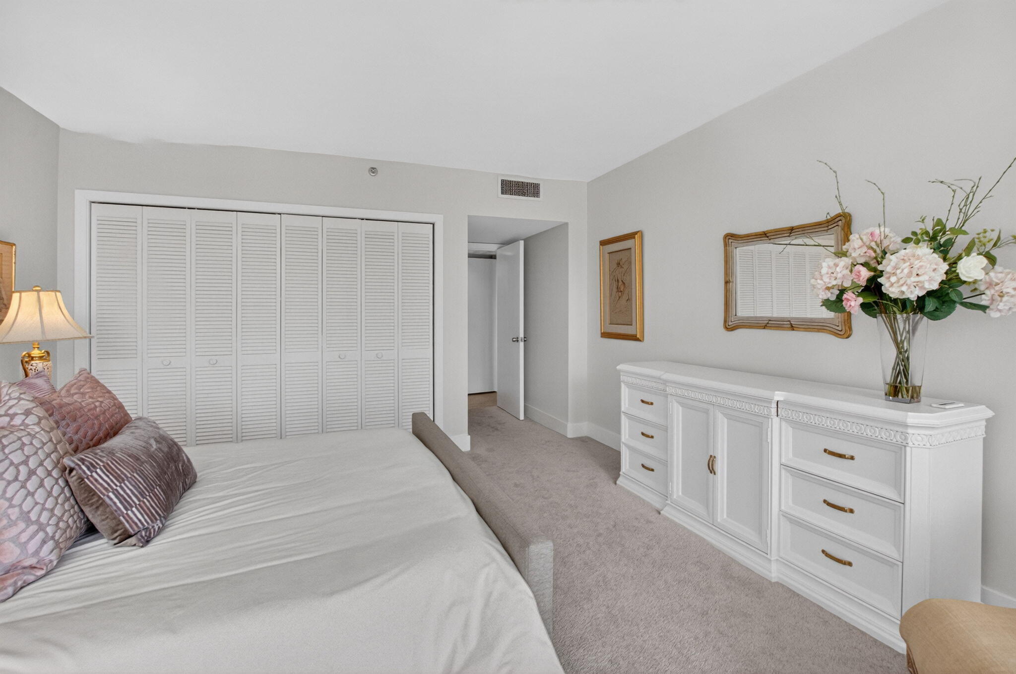 4748 S OCEAN Boulevard 301