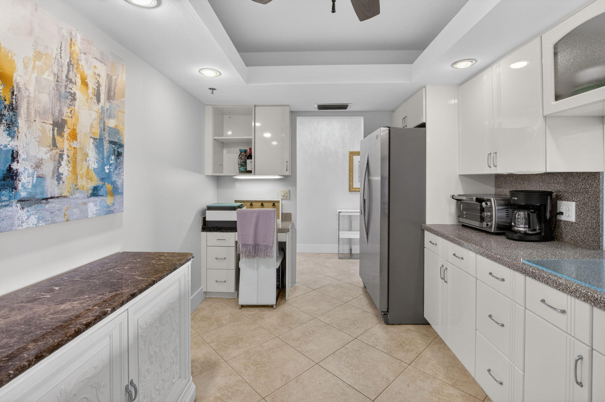 4748 S OCEAN Boulevard 301