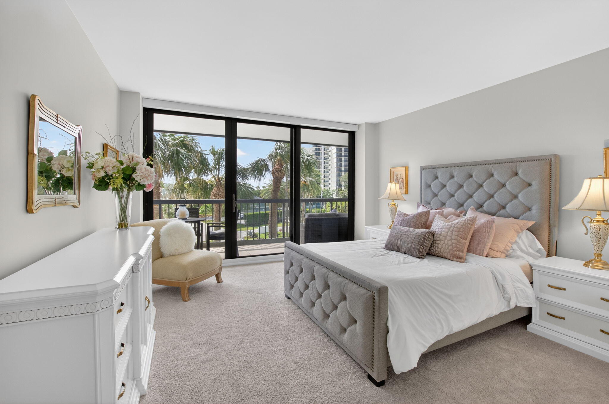 4748 S OCEAN Boulevard 301