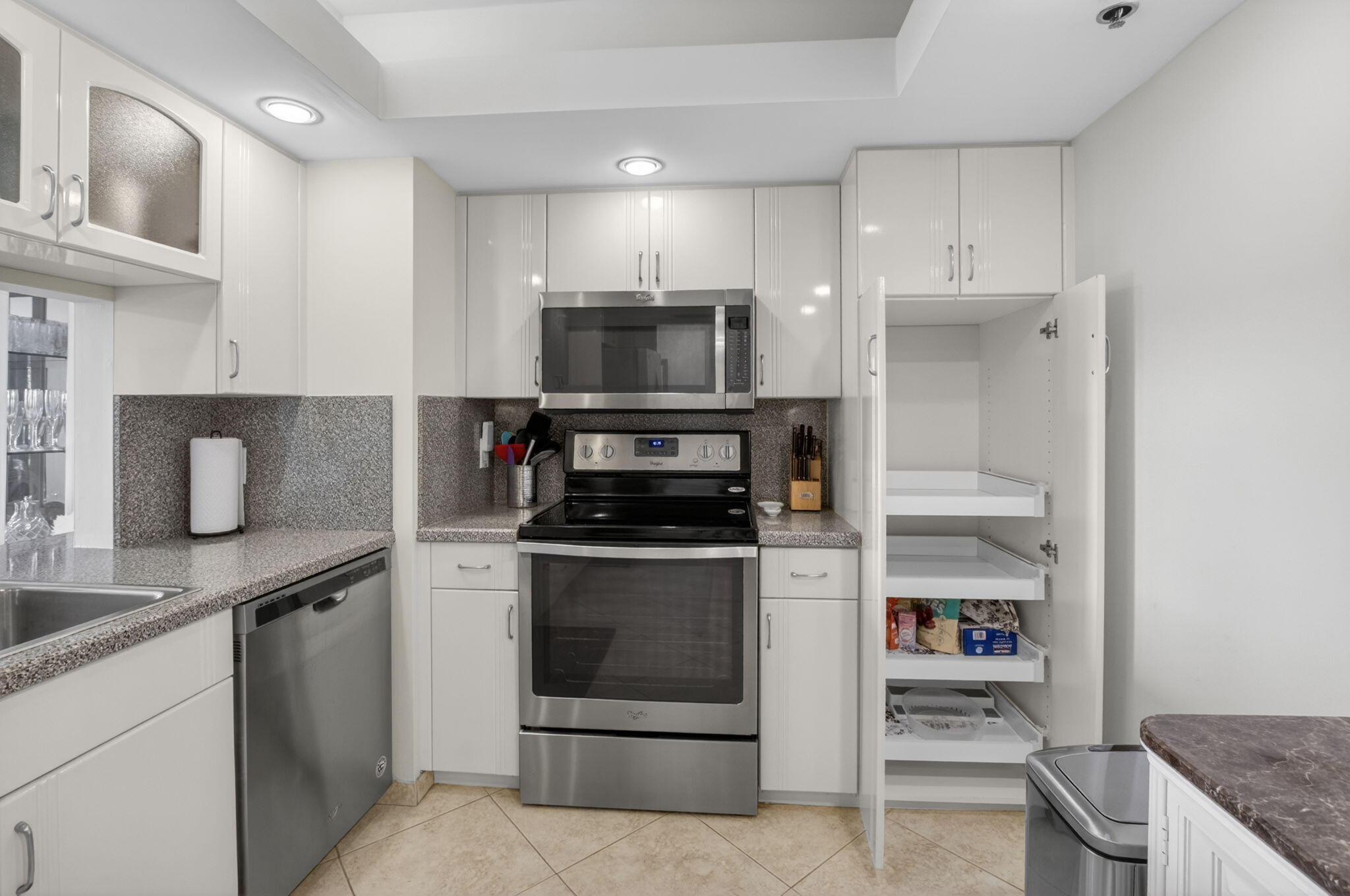 4748 S OCEAN Boulevard 301