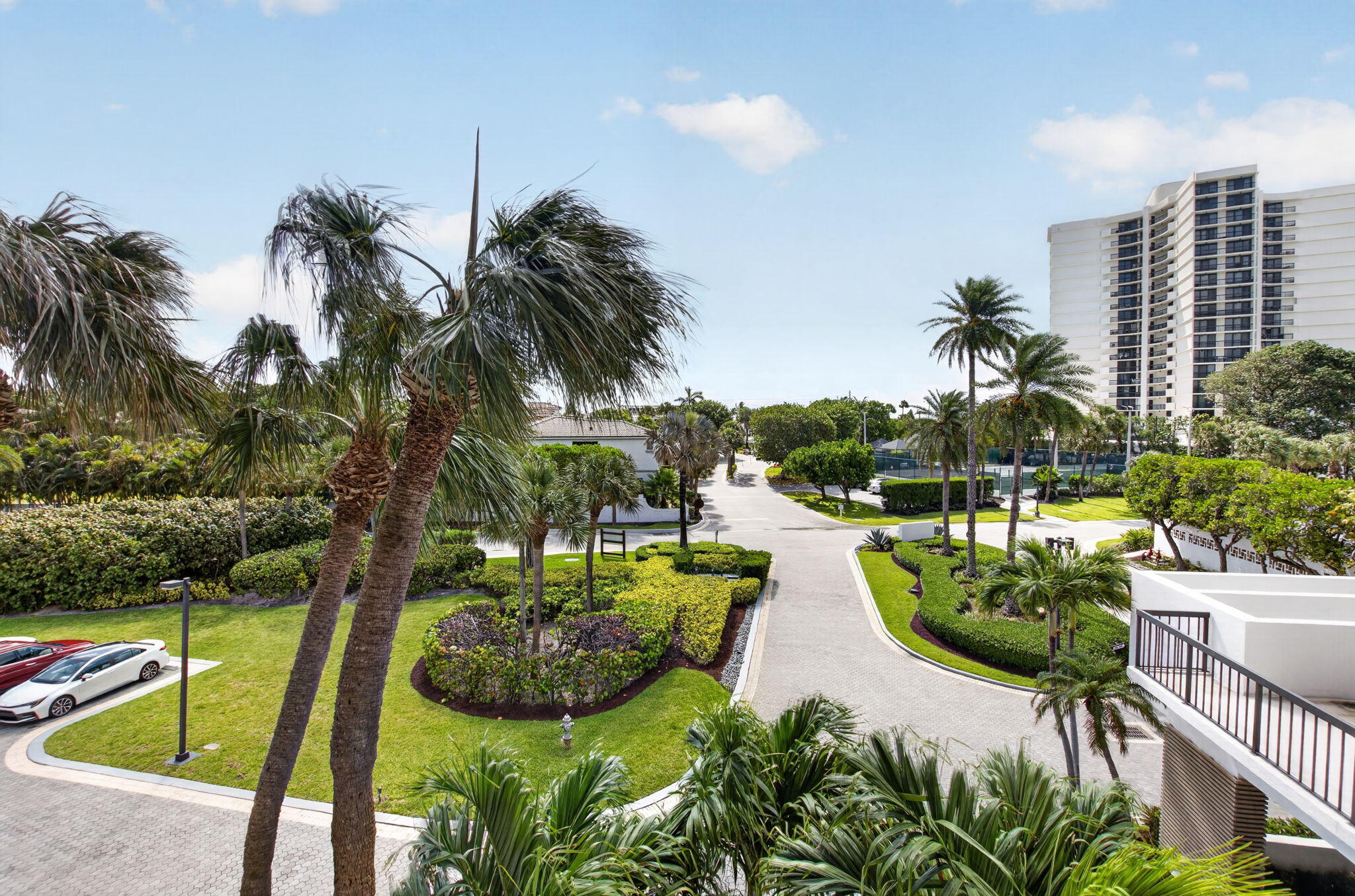 4748 S OCEAN Boulevard 301