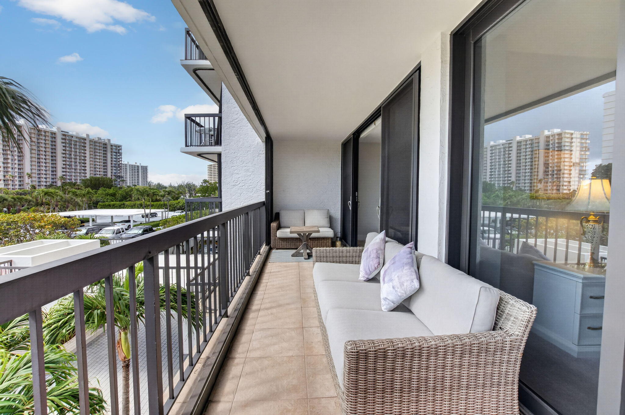 4748 S OCEAN Boulevard 301