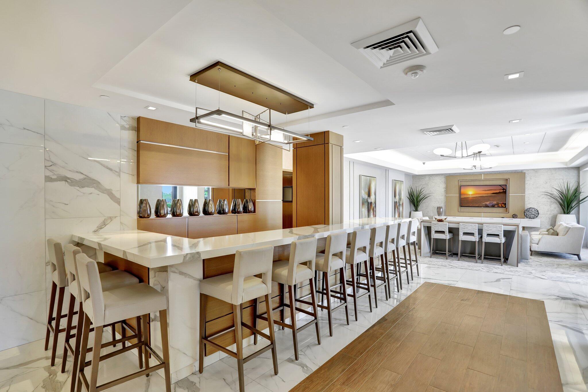 4748 S OCEAN Boulevard 301