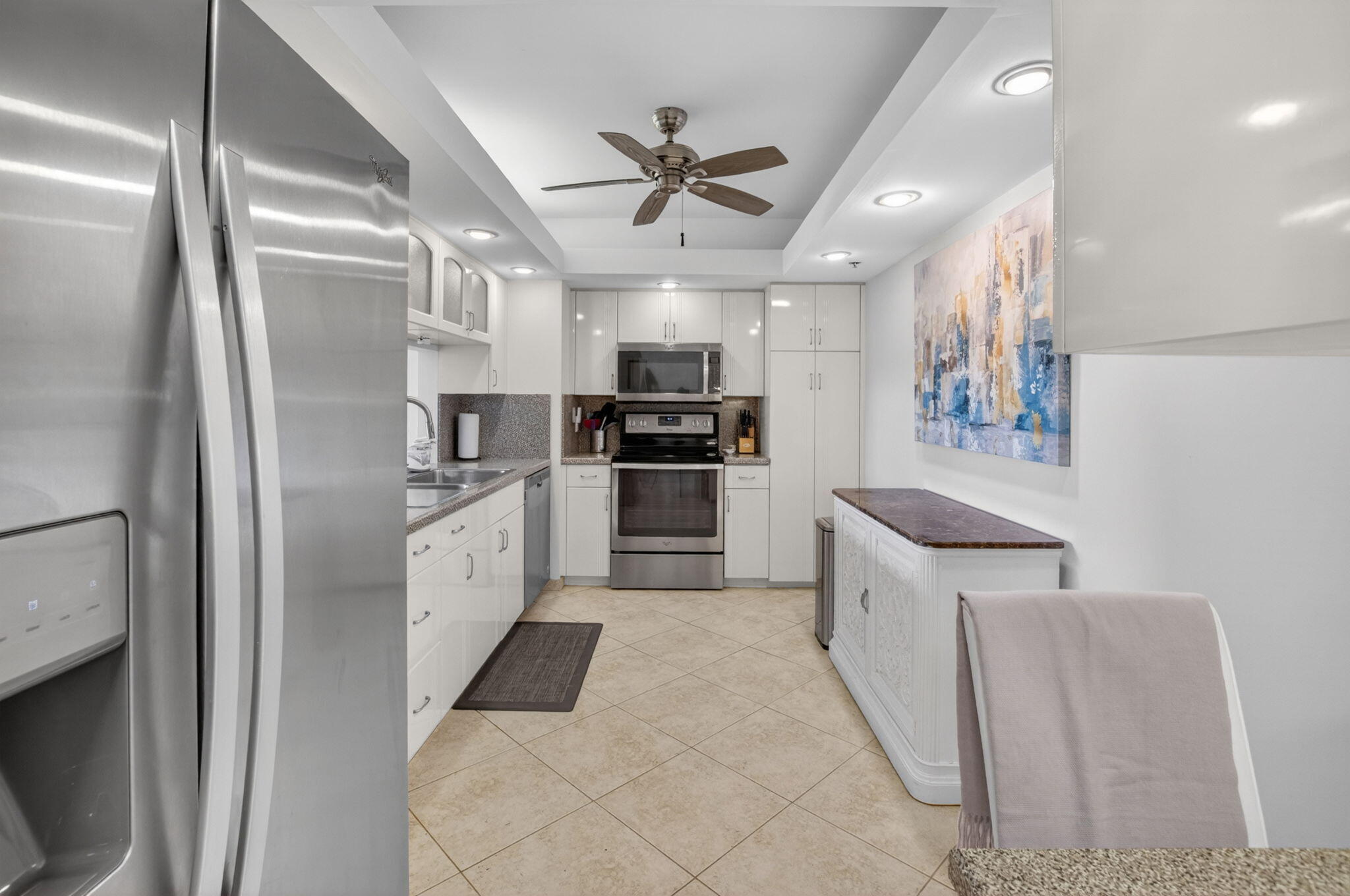 4748 S OCEAN Boulevard 301