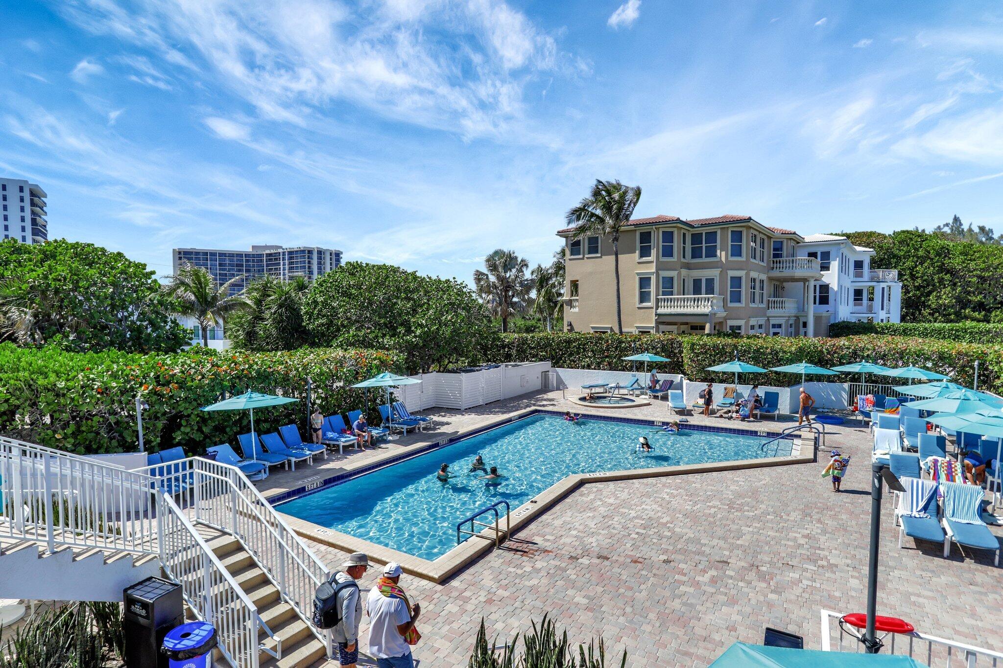 4748 S OCEAN Boulevard 301