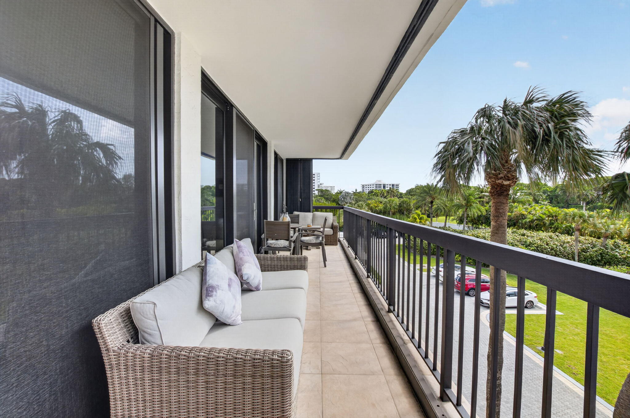 4748 S OCEAN Boulevard 301