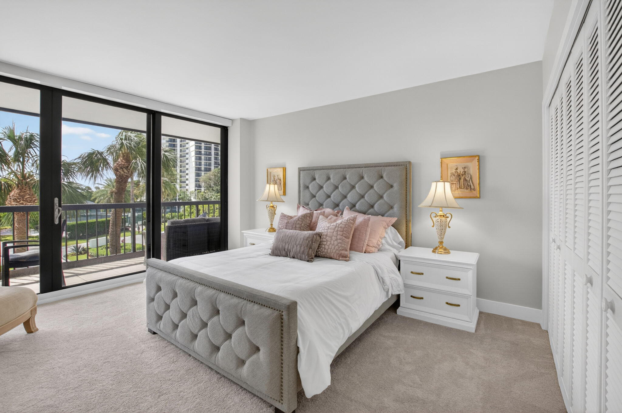 4748 S OCEAN Boulevard 301