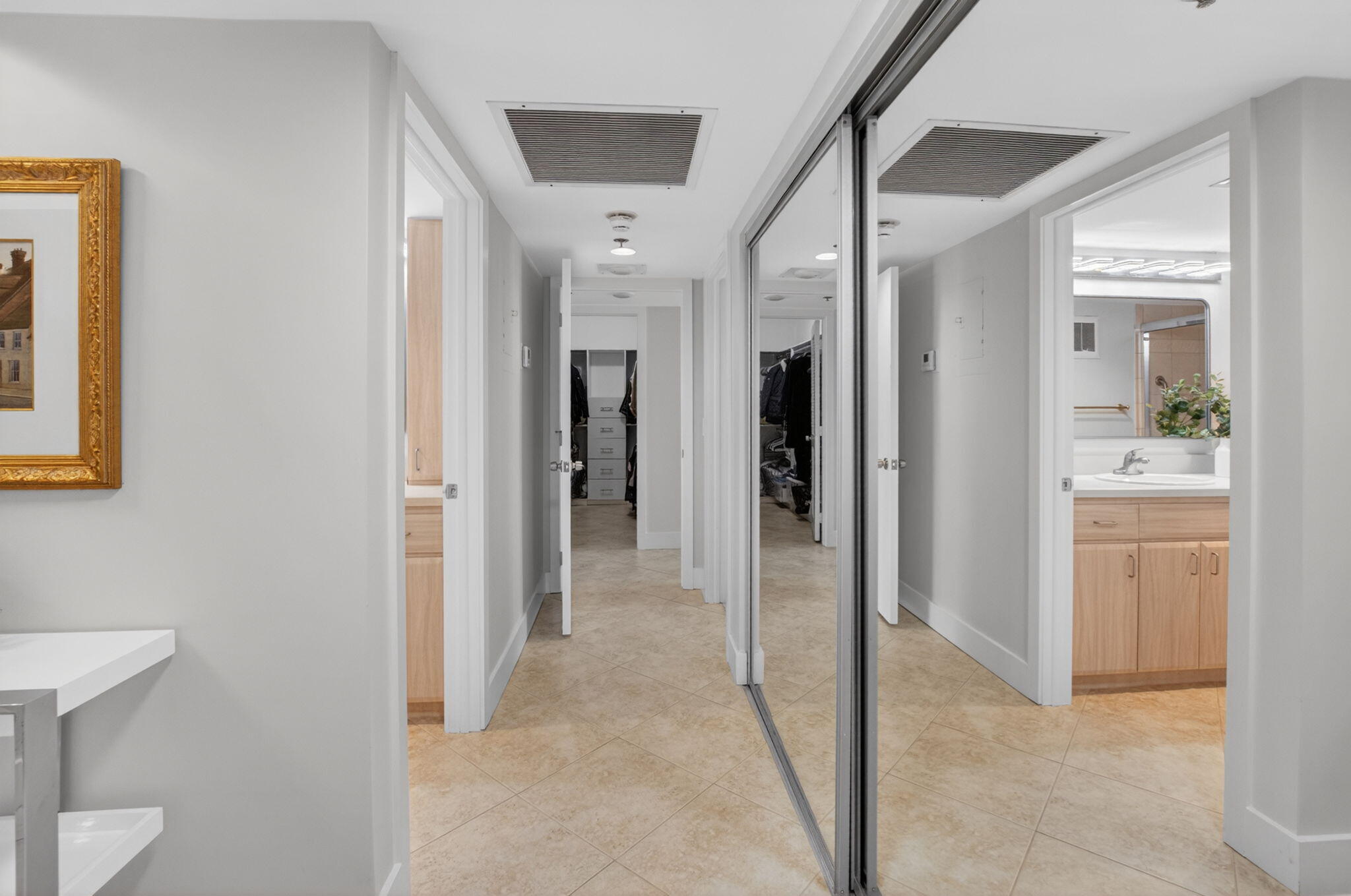 4748 S OCEAN Boulevard 301