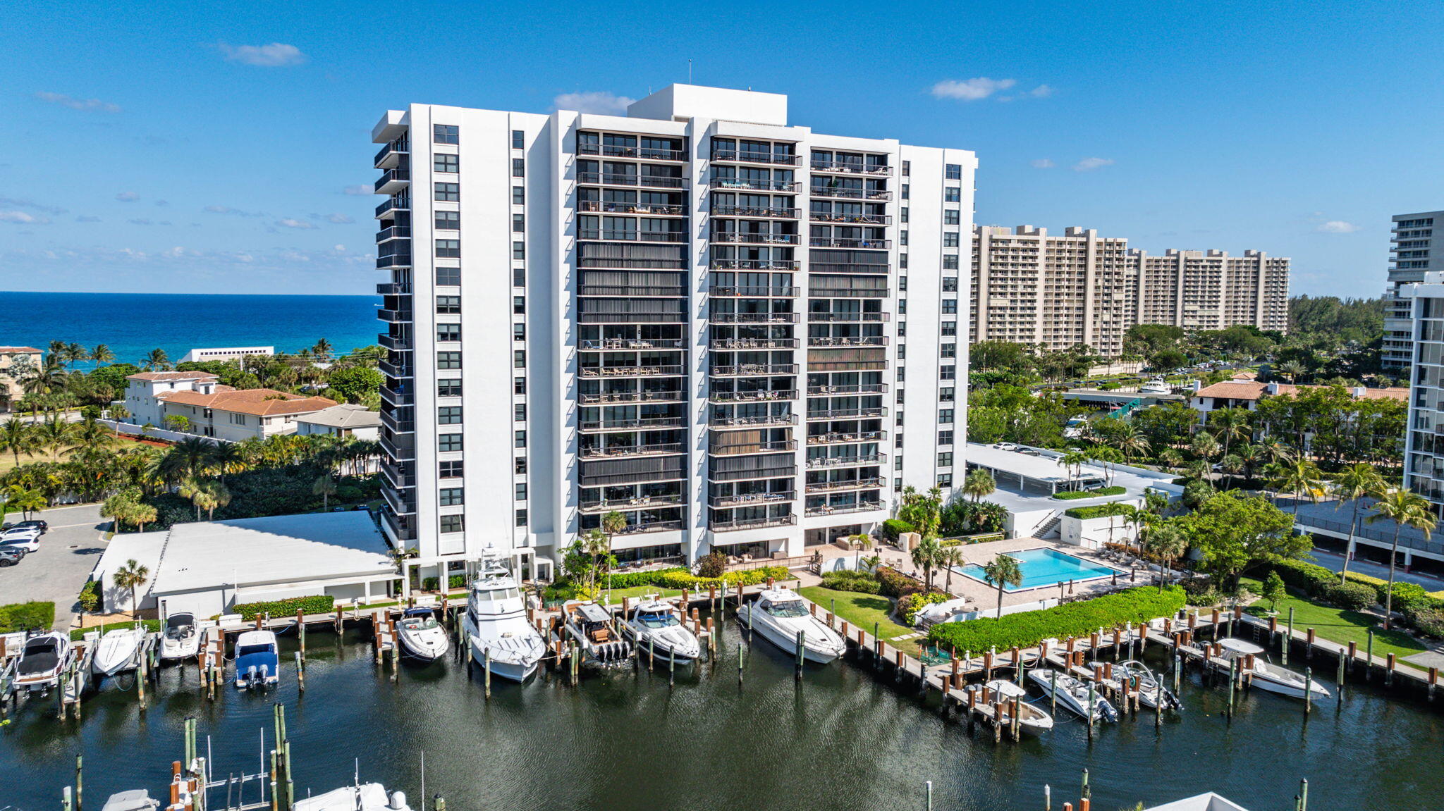4748 S OCEAN Boulevard 301