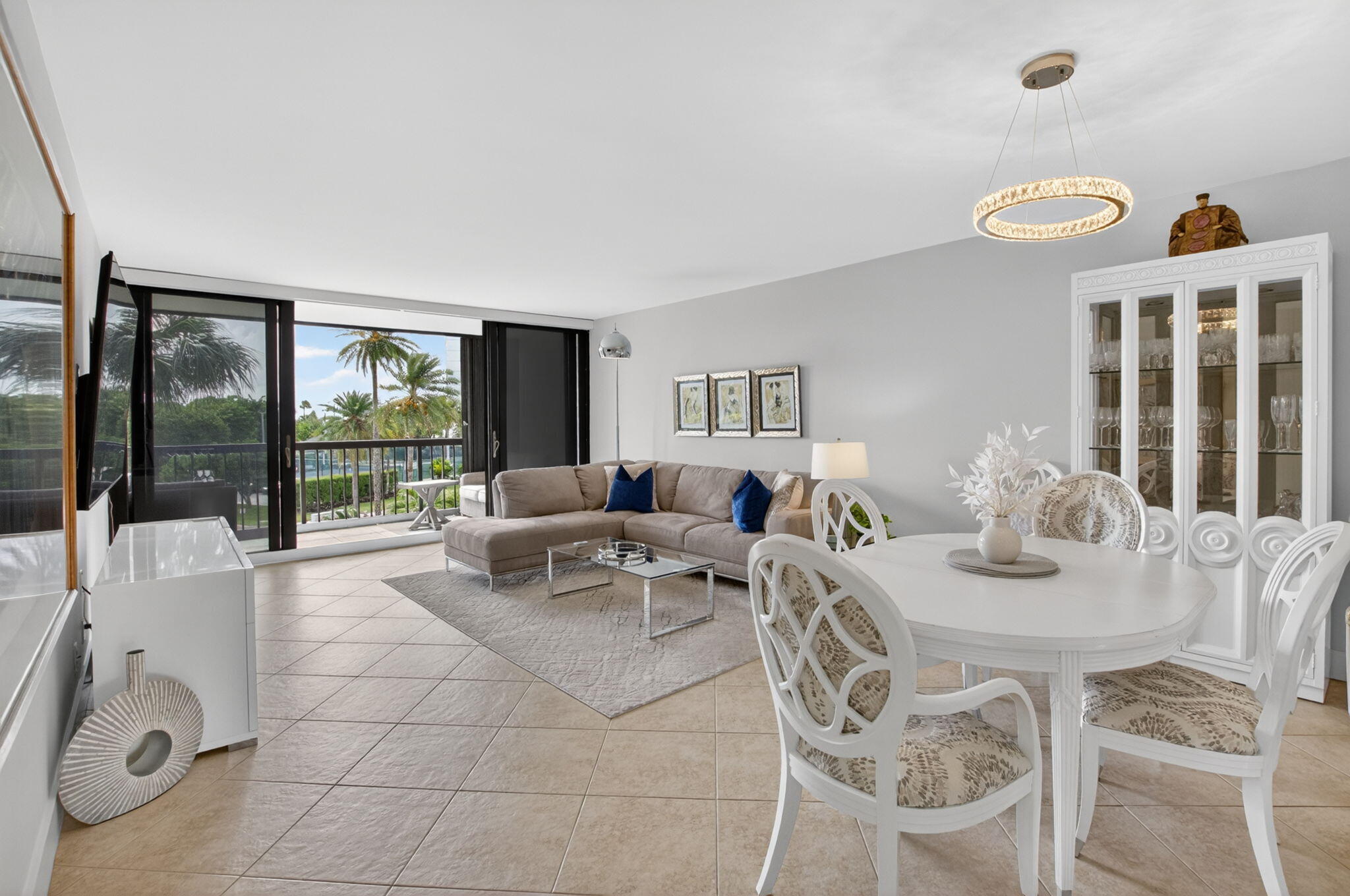 4748 S OCEAN Boulevard 301