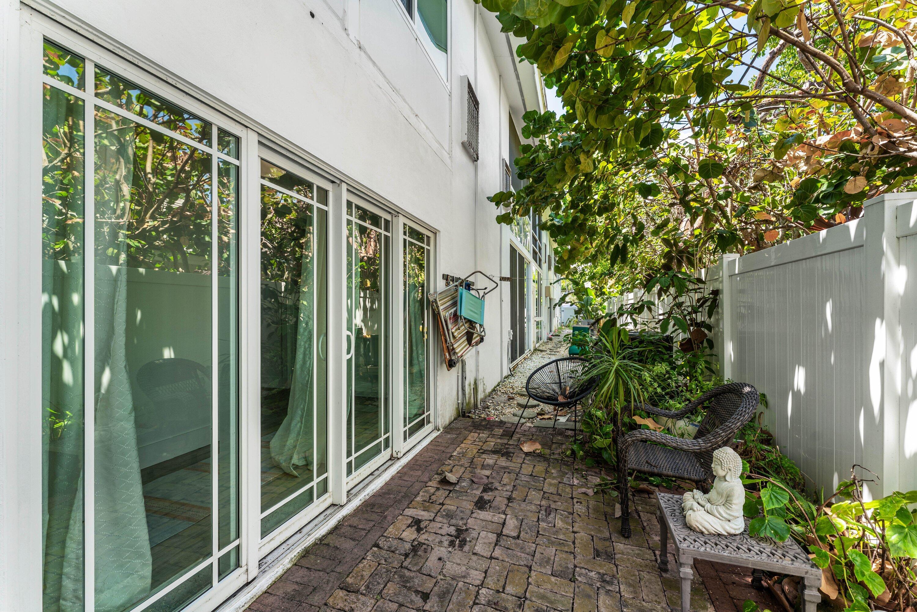 5505 N Ocean Boulevard 3-106