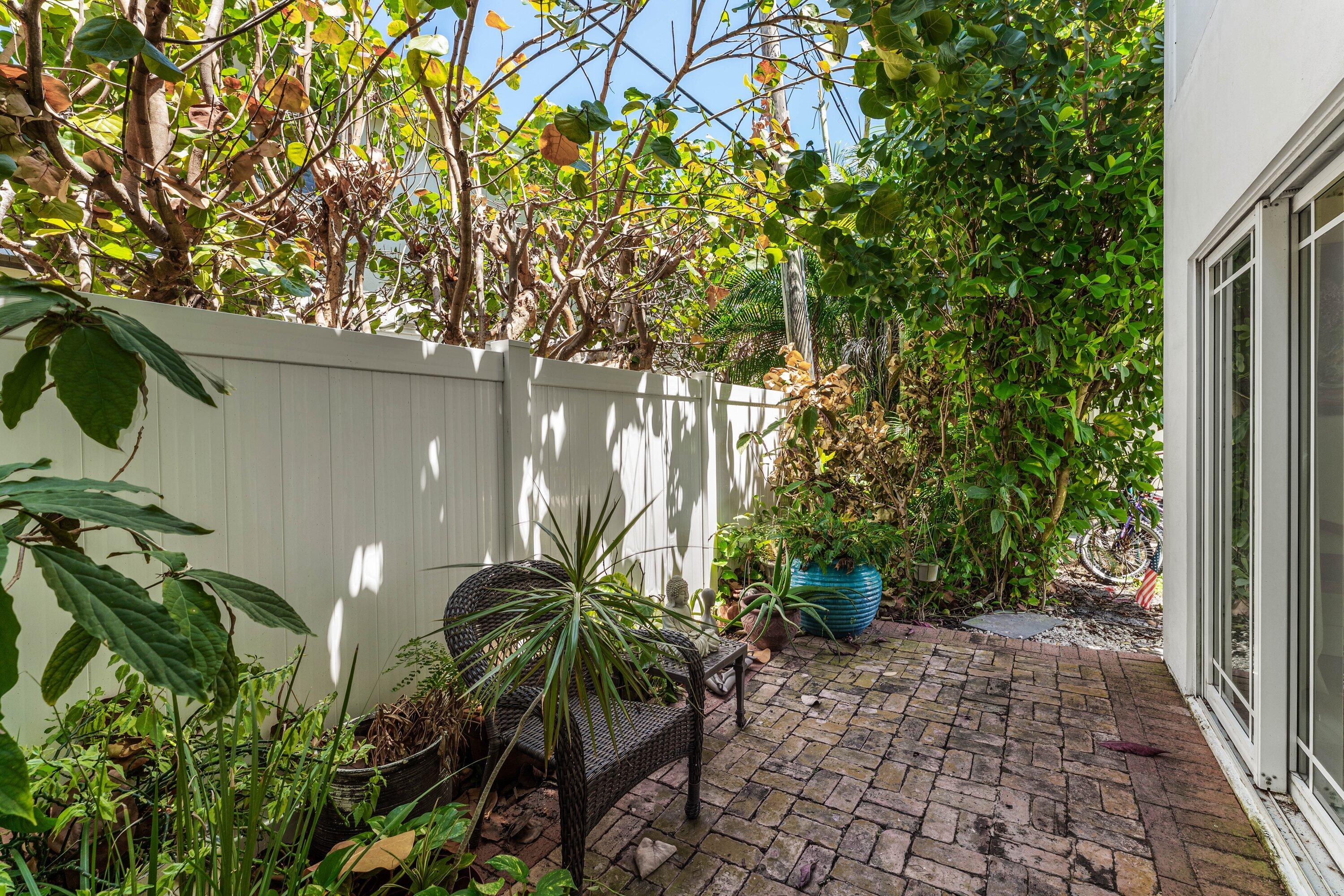 5505 N Ocean Boulevard 3-106