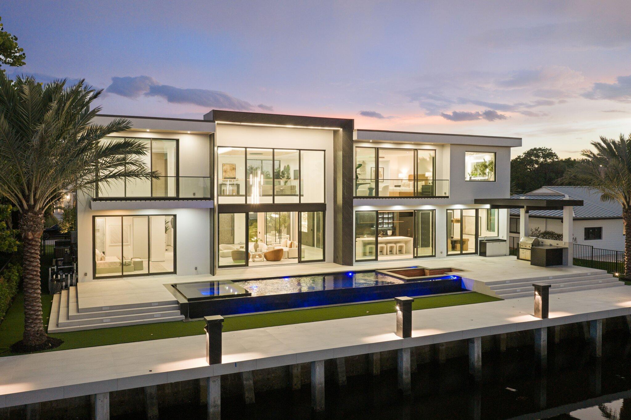 2825 NE 27TH Street