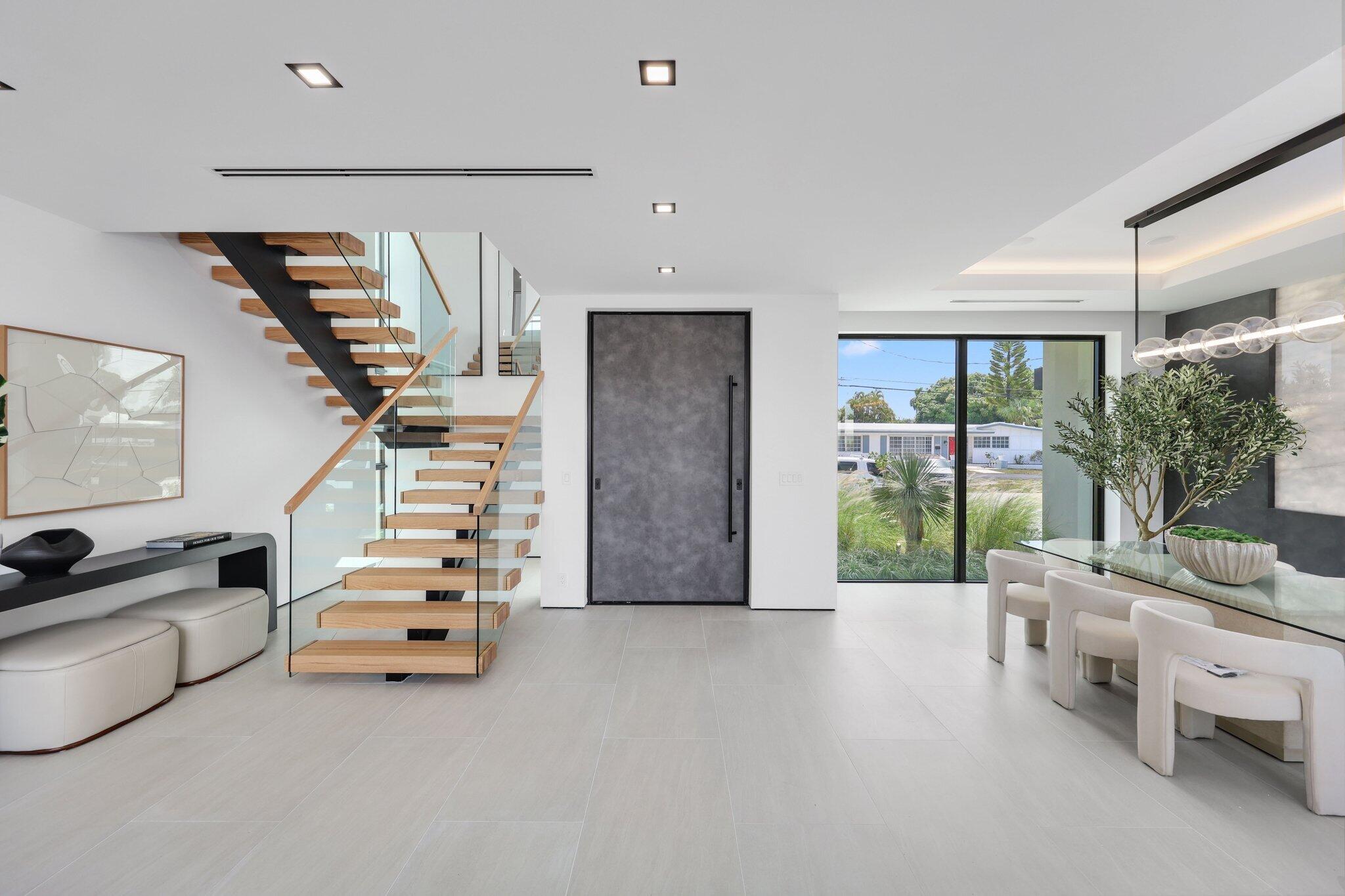 2825 NE 27TH Street