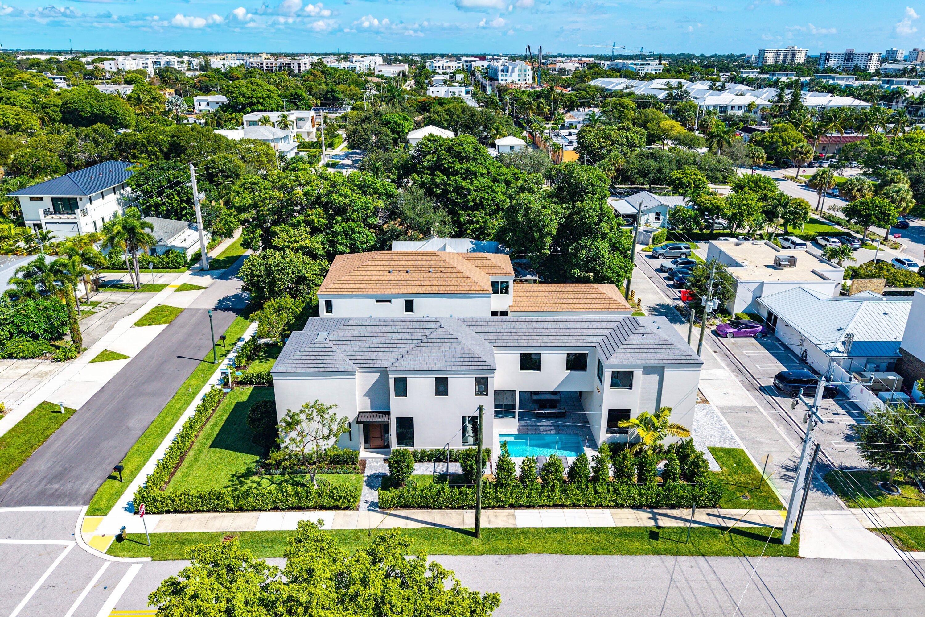 521 SE 4TH Avenue