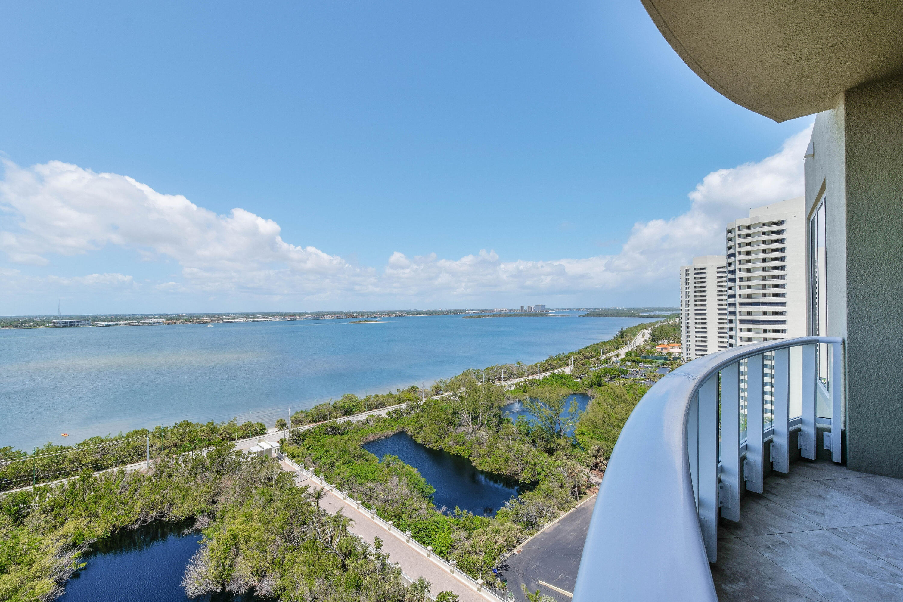 5050 N OCEAN Drive 1503