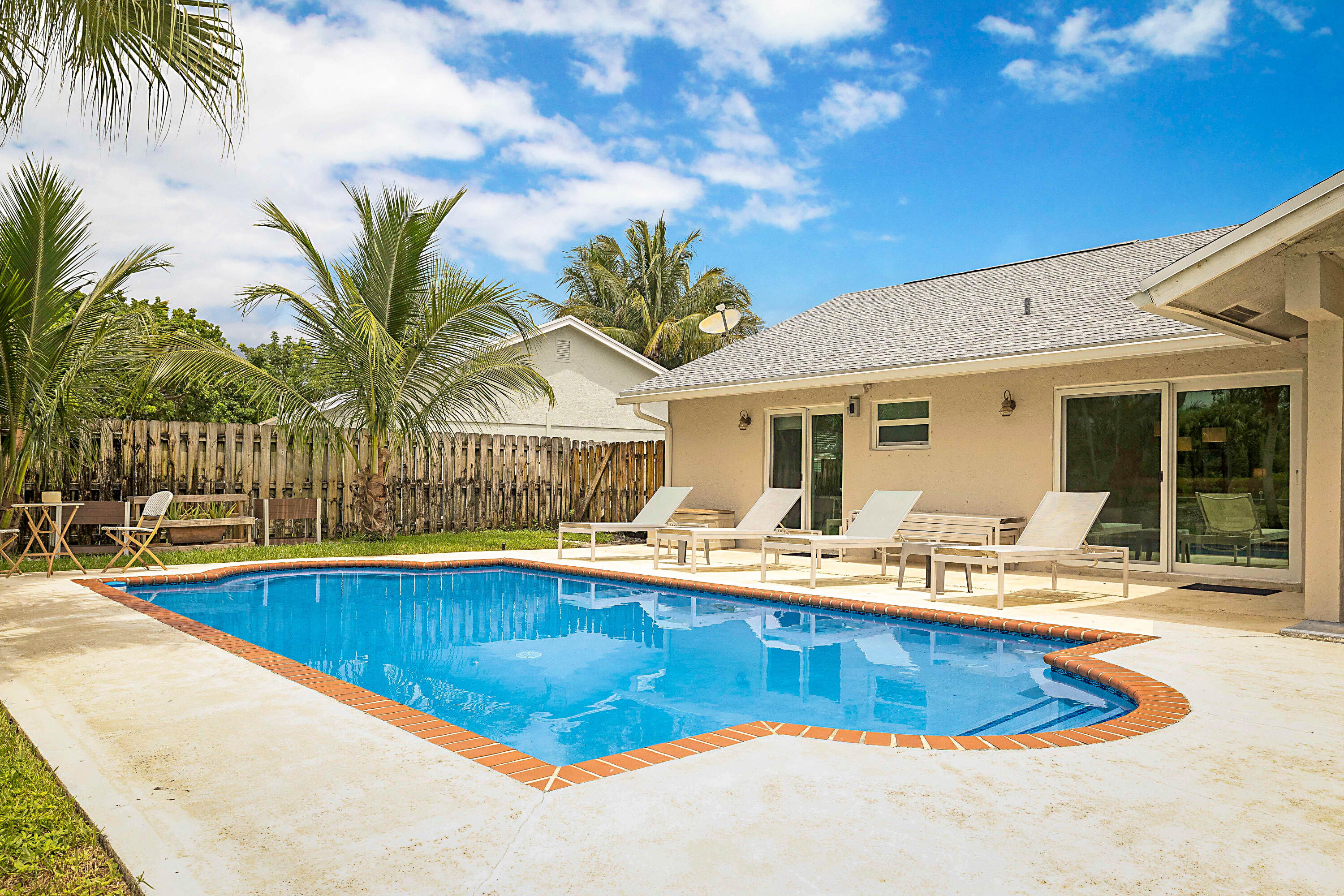 1103 NW 11th Street