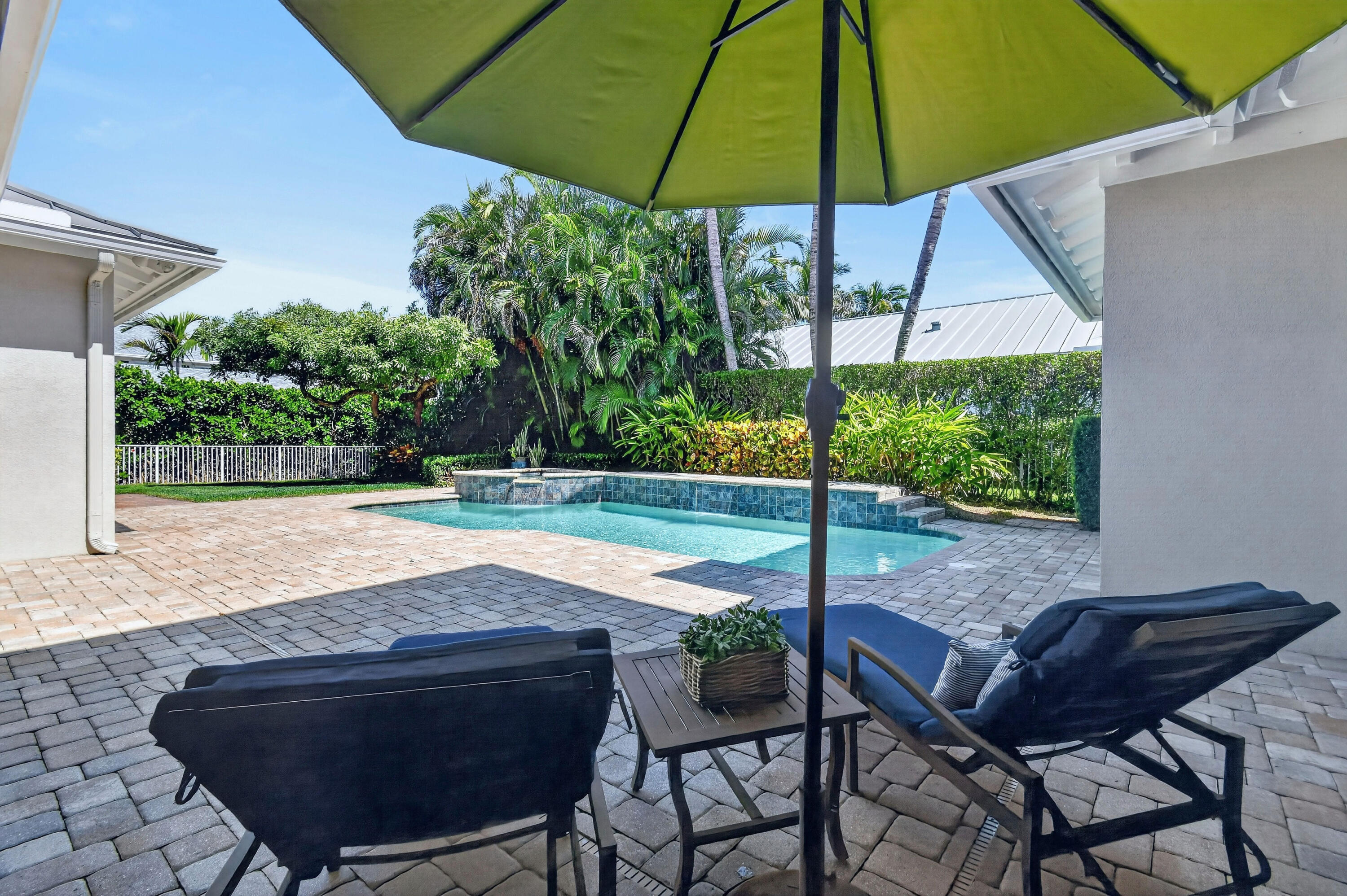 2664 Greenway Drive