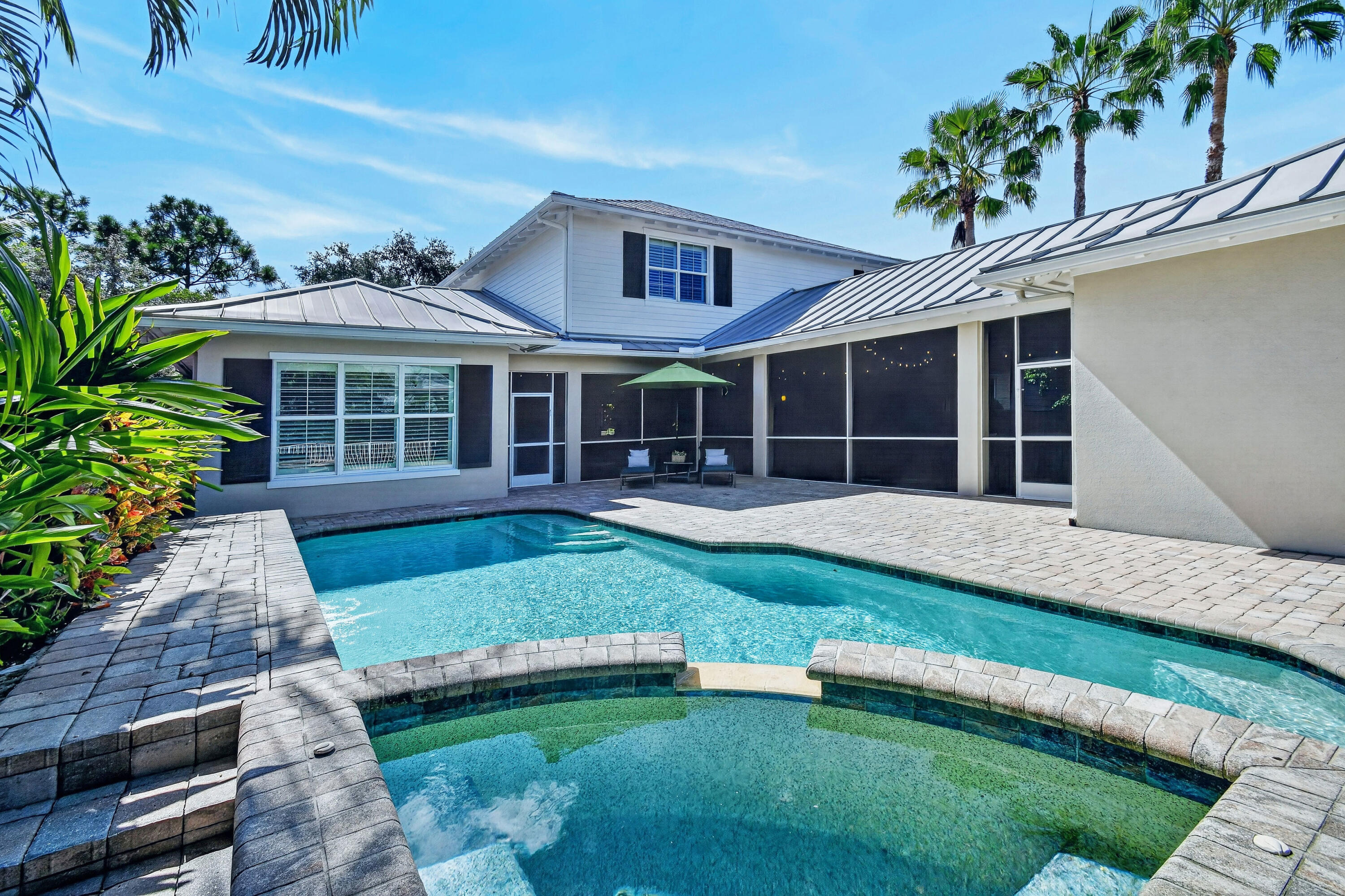 2664 Greenway Drive
