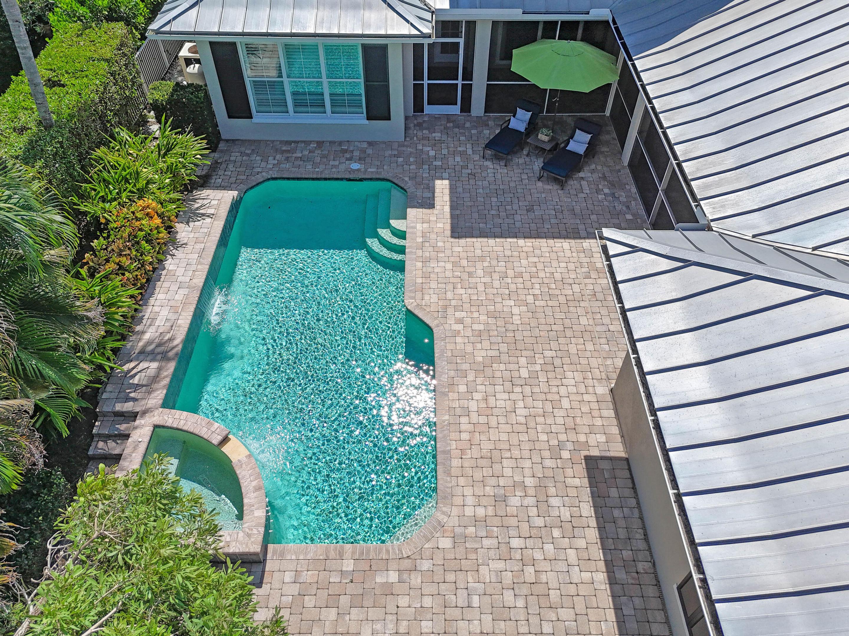 2664 Greenway Drive
