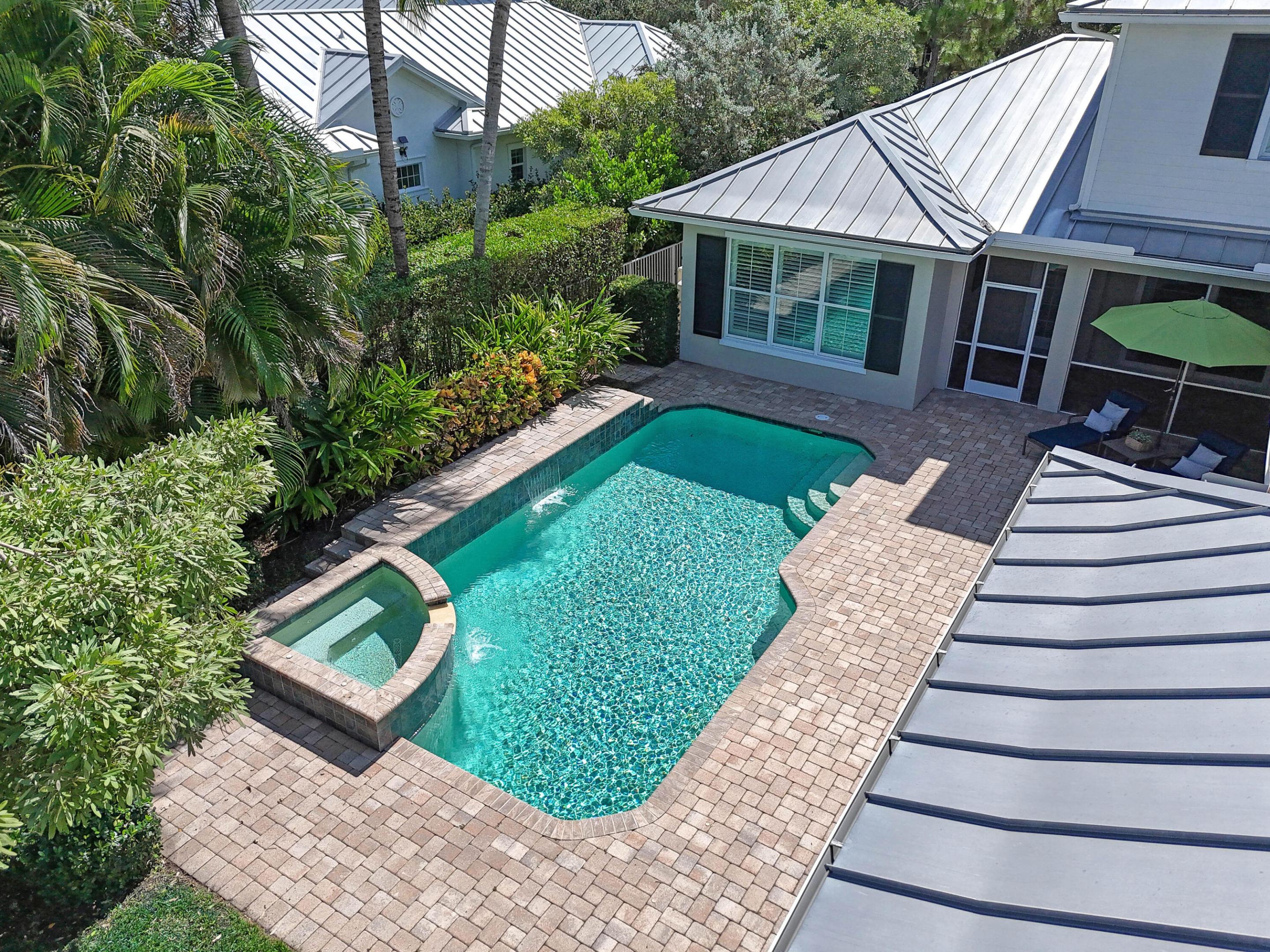 2664 Greenway Drive