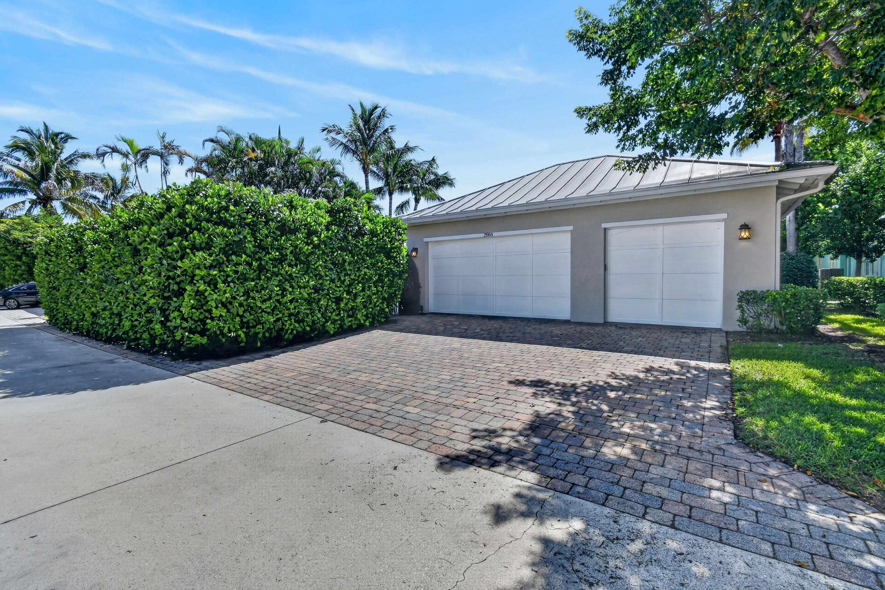 2664 Greenway Drive