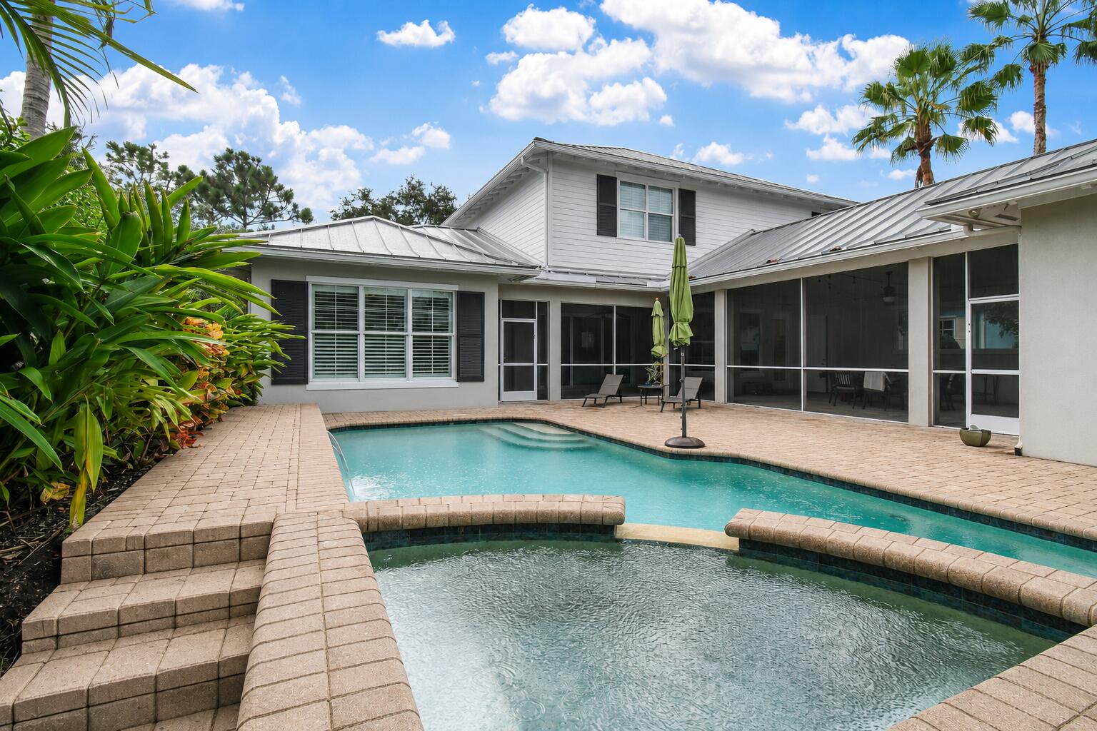 2664 Greenway Drive
