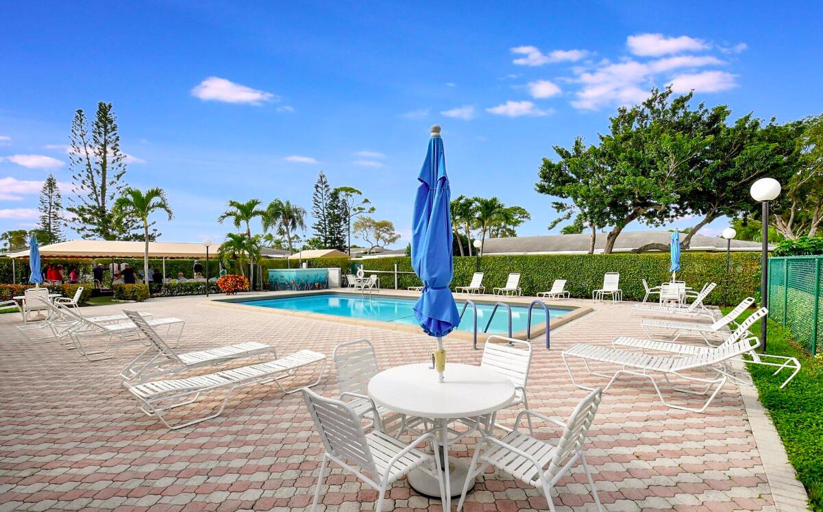 1140 MAHOGANY Way 204