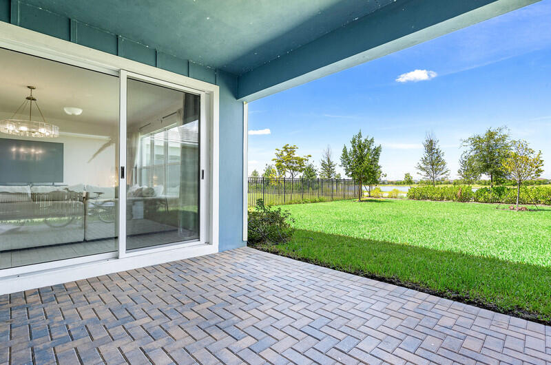 19552 BROAD SHORE Walk