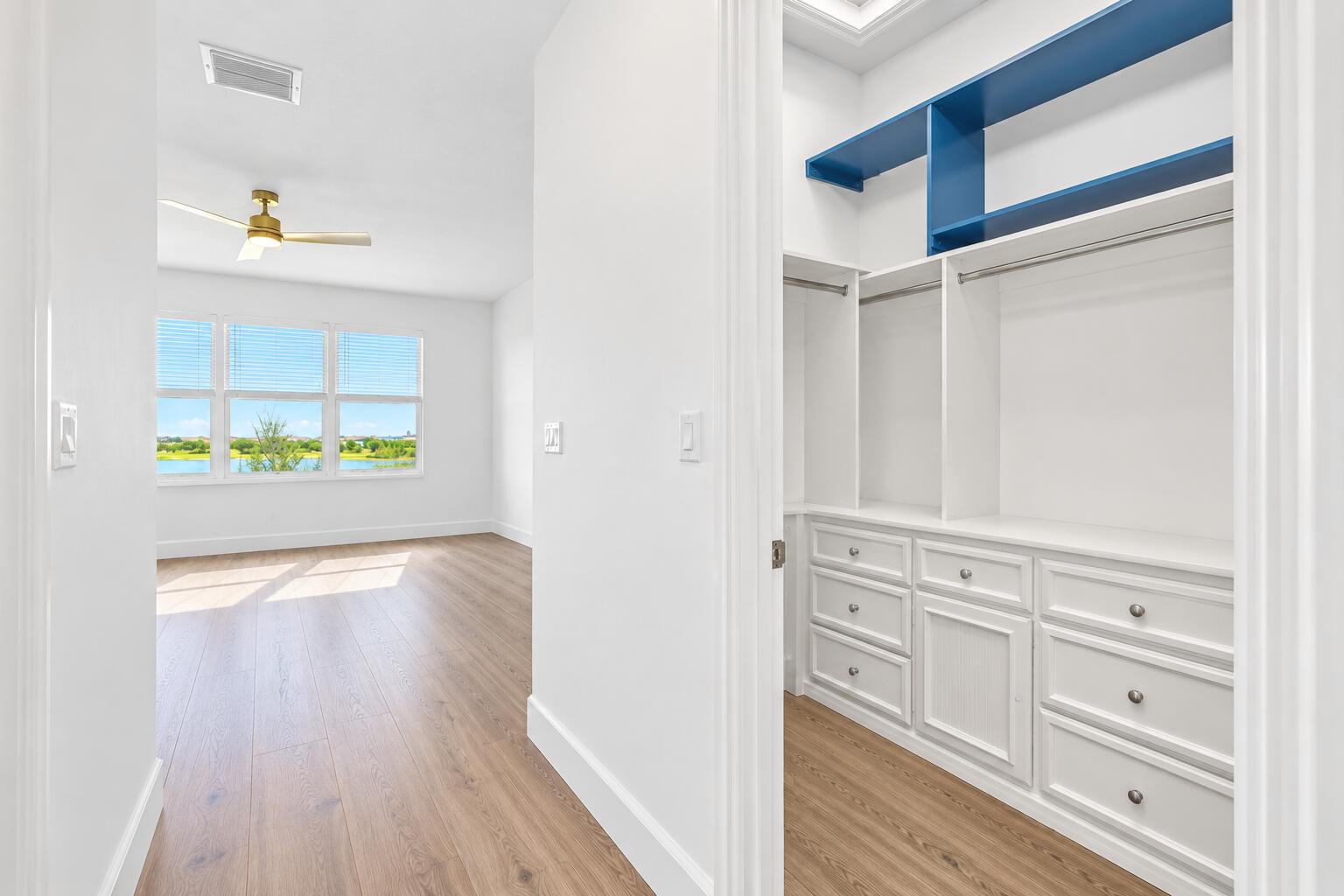 19552 BROAD SHORE Walk
